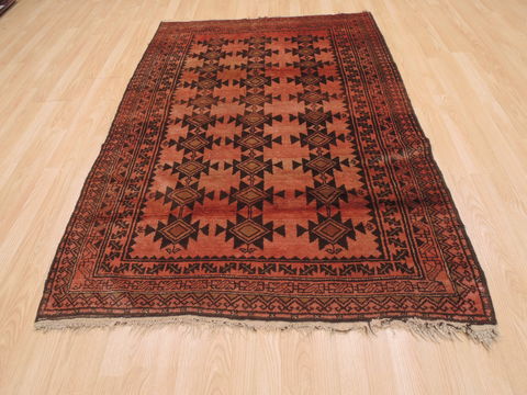 Baluch Red Hand Knotted 41 X 65 Area Rug 100-110163 Image 1