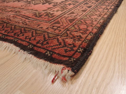 Baluch Red Hand Knotted 41 X 65 Area Rug 100-110163 Image 7