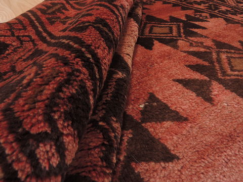 Baluch Red Hand Knotted 41 X 65 Area Rug 100-110163 Image 8