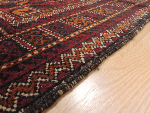 Baluch Red Hand Knotted 33 X 60 Area Rug 100-110166 Image 5