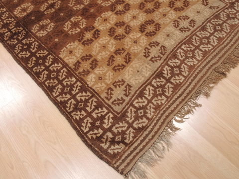 Baluch Brown Hand Knotted 39 X 69 Area Rug 100-110183 Image 4