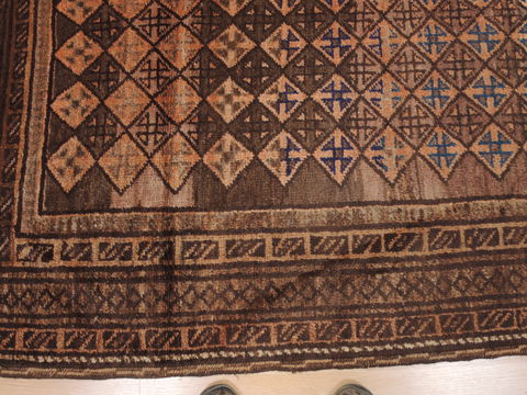Baluch Brown Hand Knotted 45 X 76 Area Rug 100-110196 Image 6