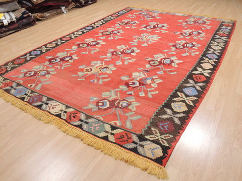 Kilim Red Hand Knotted 75 X 110 Area Rug 100-110210 Image 2