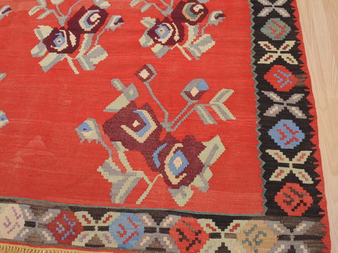 Kilim Red Hand Knotted 75 X 110 Area Rug 100-110210 Image 8
