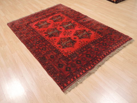 Khan Mohammadi Red Hand Knotted 45 X 61 Area Rug 100-110214 Image 3
