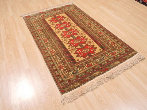 Baluch Beige Hand Knotted 33 X 55 Area Rug 100-110219 Image 3