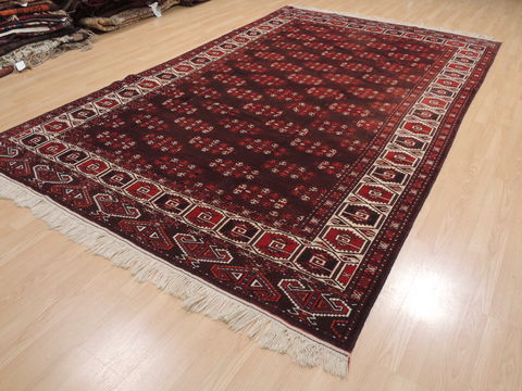 Khan Mohammadi Brown Hand Knotted 71 X 112 Area Rug 100-110231 Image 2