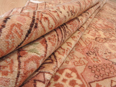 Kayseri Beige Hand Knotted 79 X 121 Area Rug 100-110251 Image 12