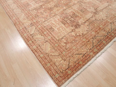 Kayseri Beige Hand Knotted 79 X 121 Area Rug 100-110251 Image 9