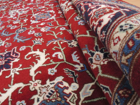 Heriz Red Hand Knotted 40 X 59 Area Rug 100-110258 Image 8