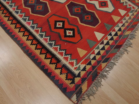Kilim Red Hand Knotted 48 X 72 Area Rug 100-110264 Image 3