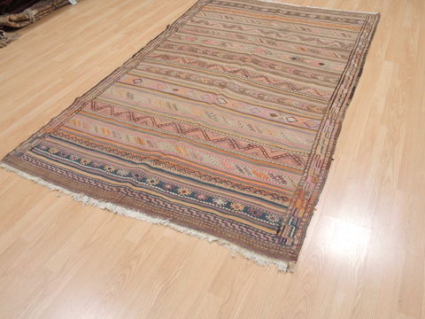 Kilim Beige Flat Woven 49 X 710 Area Rug 100-110277 Image 2