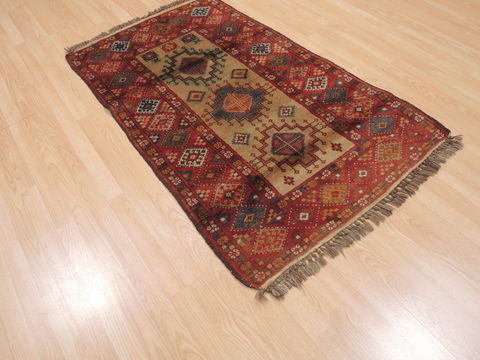 Baluch Beige Hand Knotted 31 X 55 Area Rug 100-110327 Image 3