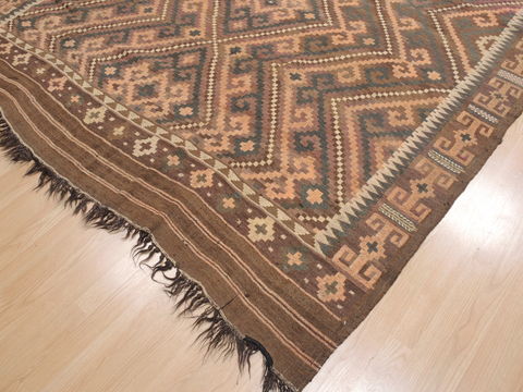 Kilim Brown Flat Woven 79 X 114 Area Rug 100-110376 Image 5