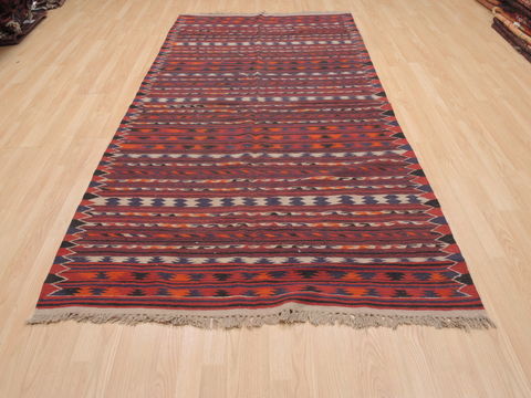 Kilim Red Runner Flat Woven 48 X 96 Area Rug 100-110379 Image 1
