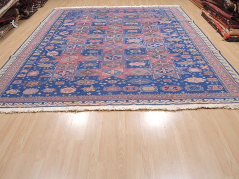 Kilim Blue Square Flat Woven 96 X 112 Area Rug 100-110384 Image 1