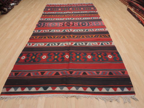 Kilim Red Runner Flat Woven 52 X 114 Area Rug 100-110394 Image 1