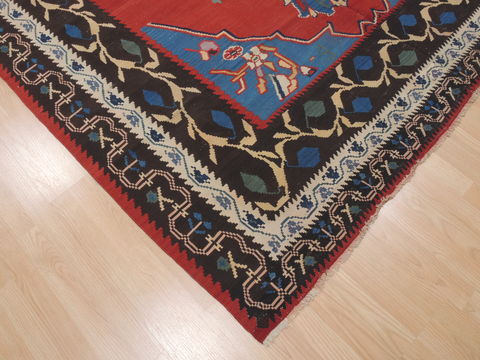 Kilim Red Flat Woven 69 X 137 Area Rug 100-110395 Image 4