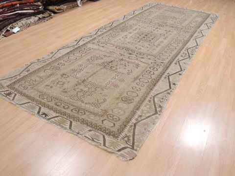 Kilim Beige Runner Flat Woven 51 X 129 Area Rug 100-110410 Image 2