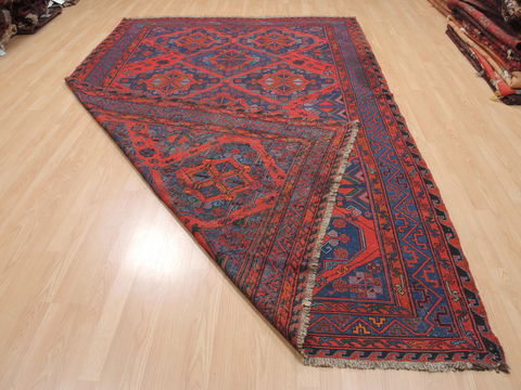 Kilim Red Flat Woven 71 X 110 Area Rug 100-110411 Image 6