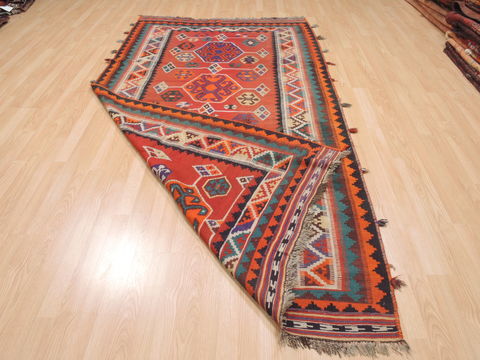 Kilim Red Flat Woven 49 X 91 Area Rug 100-110413 Image 6