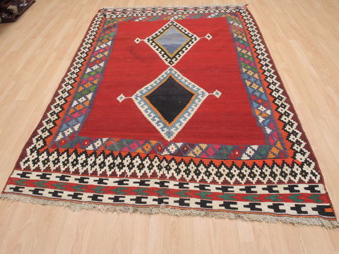 Kilim Red Flat Woven 54 X 81 Area Rug 100-110417 Image 1
