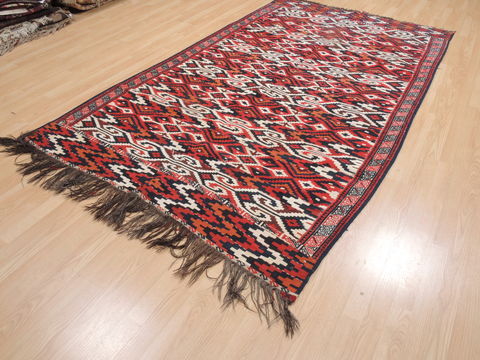 Kilim Red Flat Woven 53 X 86 Area Rug 100-110426 Image 2
