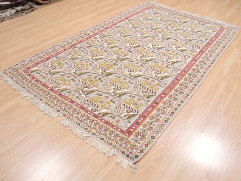 Kilim Beige Flat Woven 51 X 84 Area Rug 100-110436 Image 2