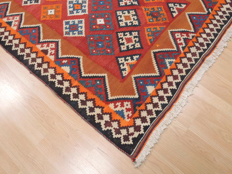 Kilim Red Flat Woven 44 X 81 Area Rug 100-110440 Image 4