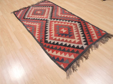 Kilim Red Runner Flat Woven 34 X 64 Area Rug 100-110454 Image 3