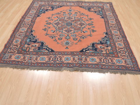 Kilim Red Square Flat Woven 60 X 61 Area Rug 100-110468 Image 1