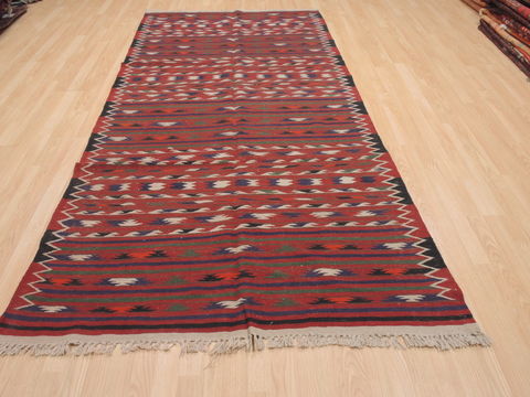 Kilim Red Runner Flat Woven 46 X 96 Area Rug 100-110475 Image 1