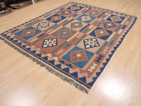 Kilim Brown Square Flat Woven 67 X 81 Area Rug 100-110476 Image 2