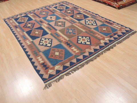 Kilim Brown Square Flat Woven 67 X 81 Area Rug 100-110476 Image 3