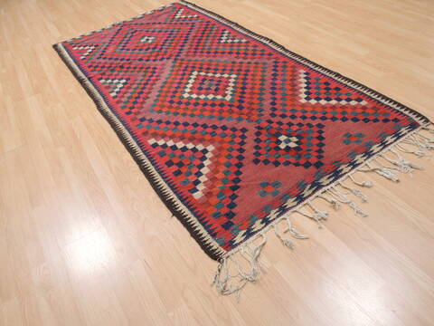 Kilim Red Flat Woven 45 X 83  Area Rug 100-110478 Image 3