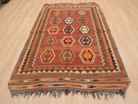 Kilim Red Flat Woven 45 X 72 Area Rug 100-110481 Image 1