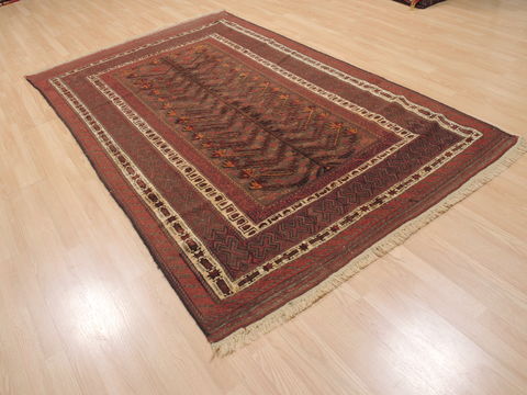 Kilim Red Flat Woven 51 X 86 Area Rug 100-110487 Image 3