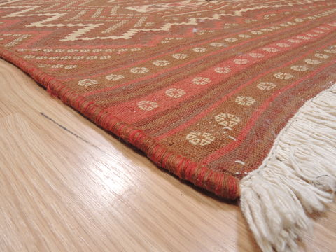 Kilim Red Flat Woven 49 X 82 Area Rug 100-110497 Image 4