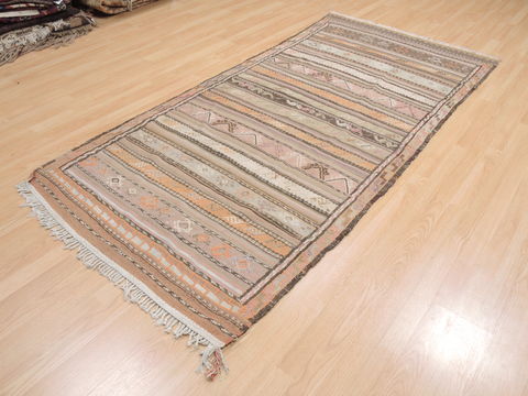 Kilim Beige Flat Woven 311 X 86 Area Rug 100-110505 Image 2