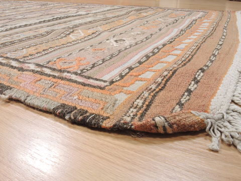 Kilim Beige Flat Woven 311 X 86 Area Rug 100-110505 Image 4