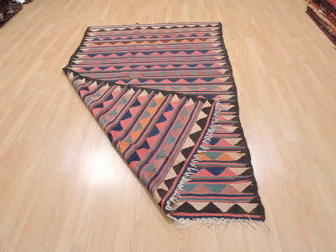 Kilim Red Flat Woven 46 X 79 Area Rug 100-110527 Image 5