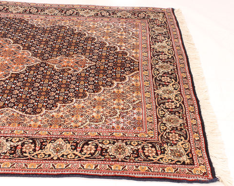 Mahi Red Hand Knotted 35 X 51 Area Rug 254-110552 Image 3