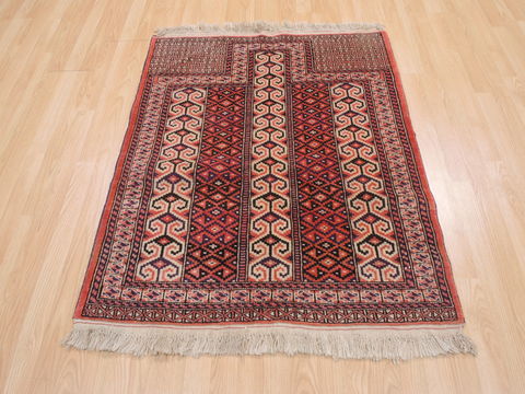 Khan Mohammadi Multicolor Hand Knotted 34 X 41 Area Rug 100-110578 Image 3