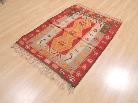 Kilim Red Flat Woven 34 X 47 Area Rug 100-110598 Image 2