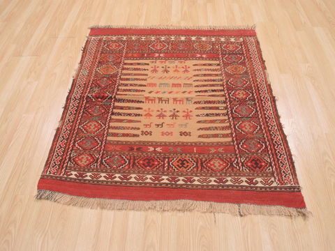 Kilim Red Square Flat Woven 37 X 37 Area Rug 100-110599 Image 1