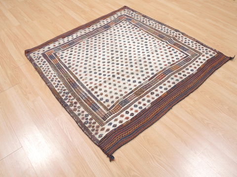 Kilim Brown Square Flat Woven 43 X 44 Area Rug 100-110617 Image 3