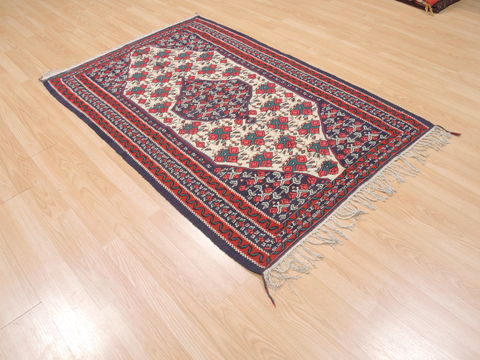 Kilim Red Flat Woven 39 X 59 Area Rug 100-110619 Image 3
