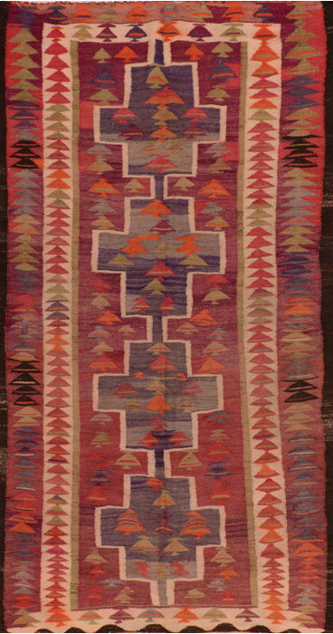 Kilim Red Flat Woven 48 X 92 Area Rug 100-110621 Image 0