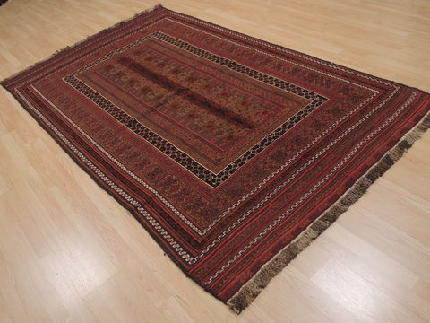 Kilim Red Flat Woven 51 X 85 Area Rug 100-110625 Image 4