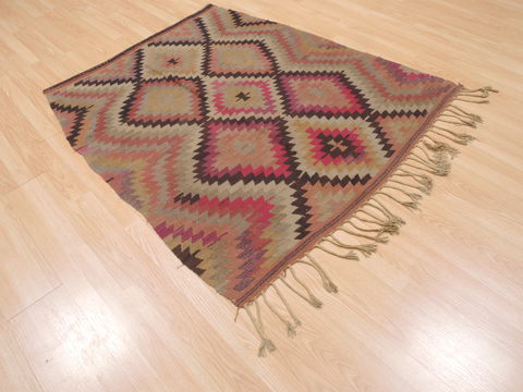 Kilim Purple Flat Woven 45 X 51 Area Rug 100-110633 Image 3